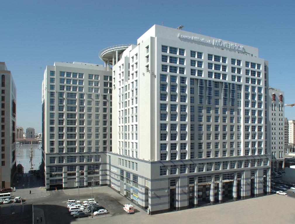 أنوار المدينة موفنبيك